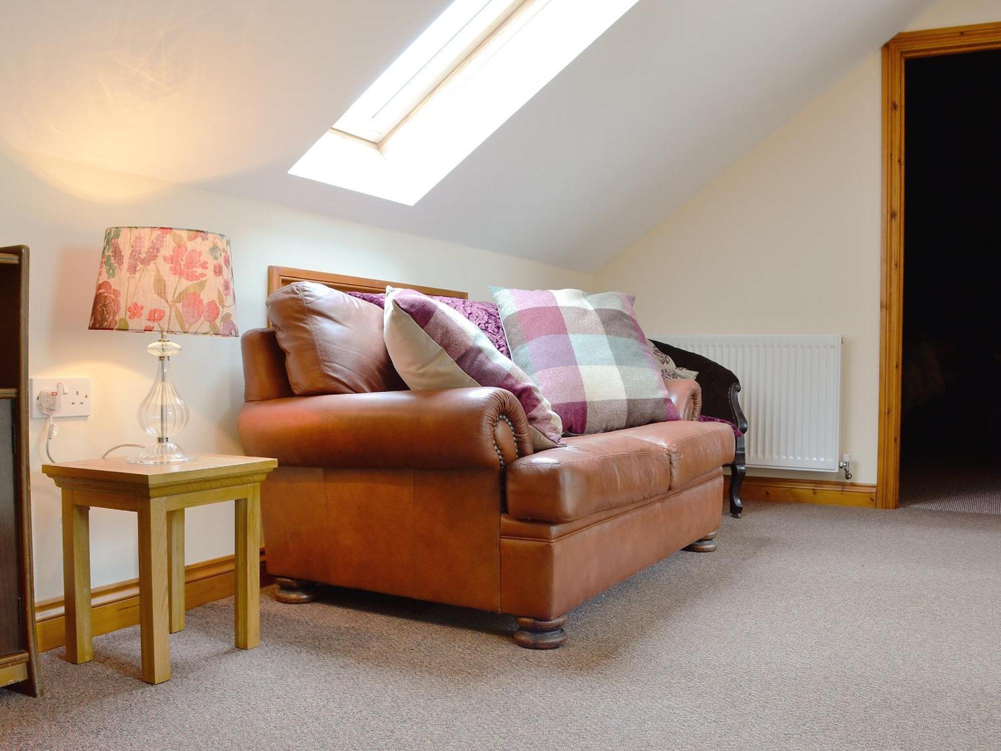 Castle View Villa Llanbadarn Fynydd ภายนอก รูปภาพ